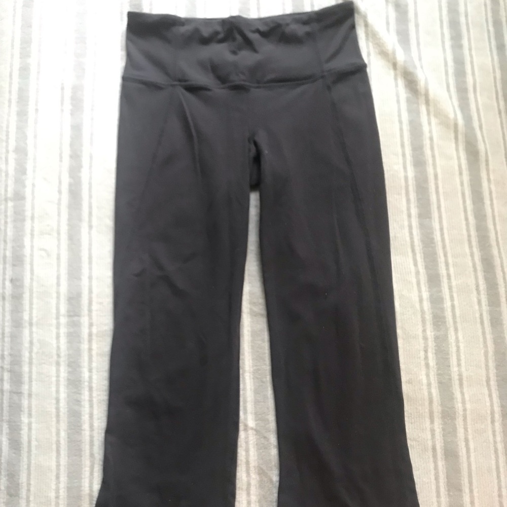 Gray Lululemon Crop Capri High Waisted Leggings